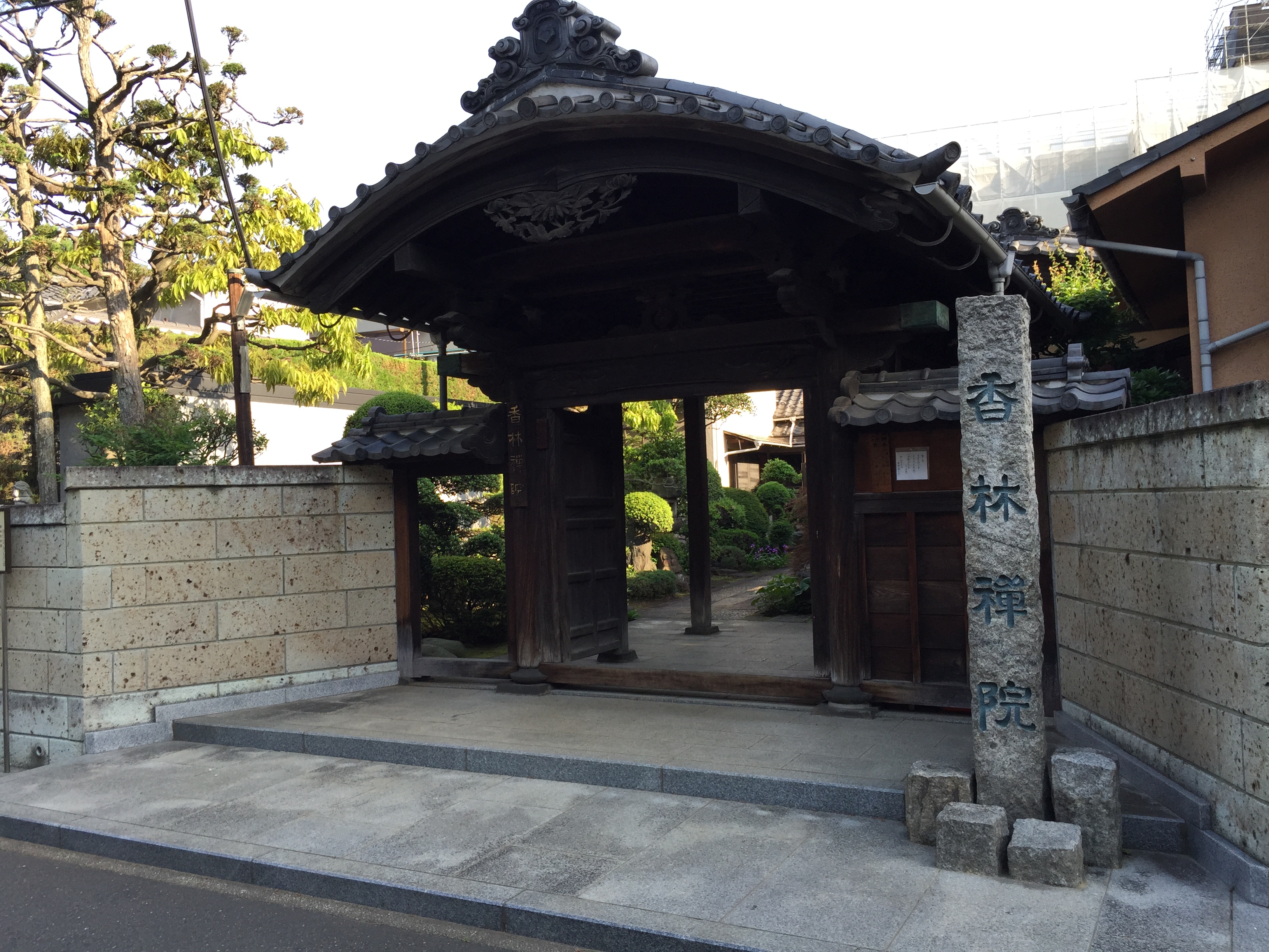 東京・広尾のお寺で朝座禅体験！無料で気軽に参加できました