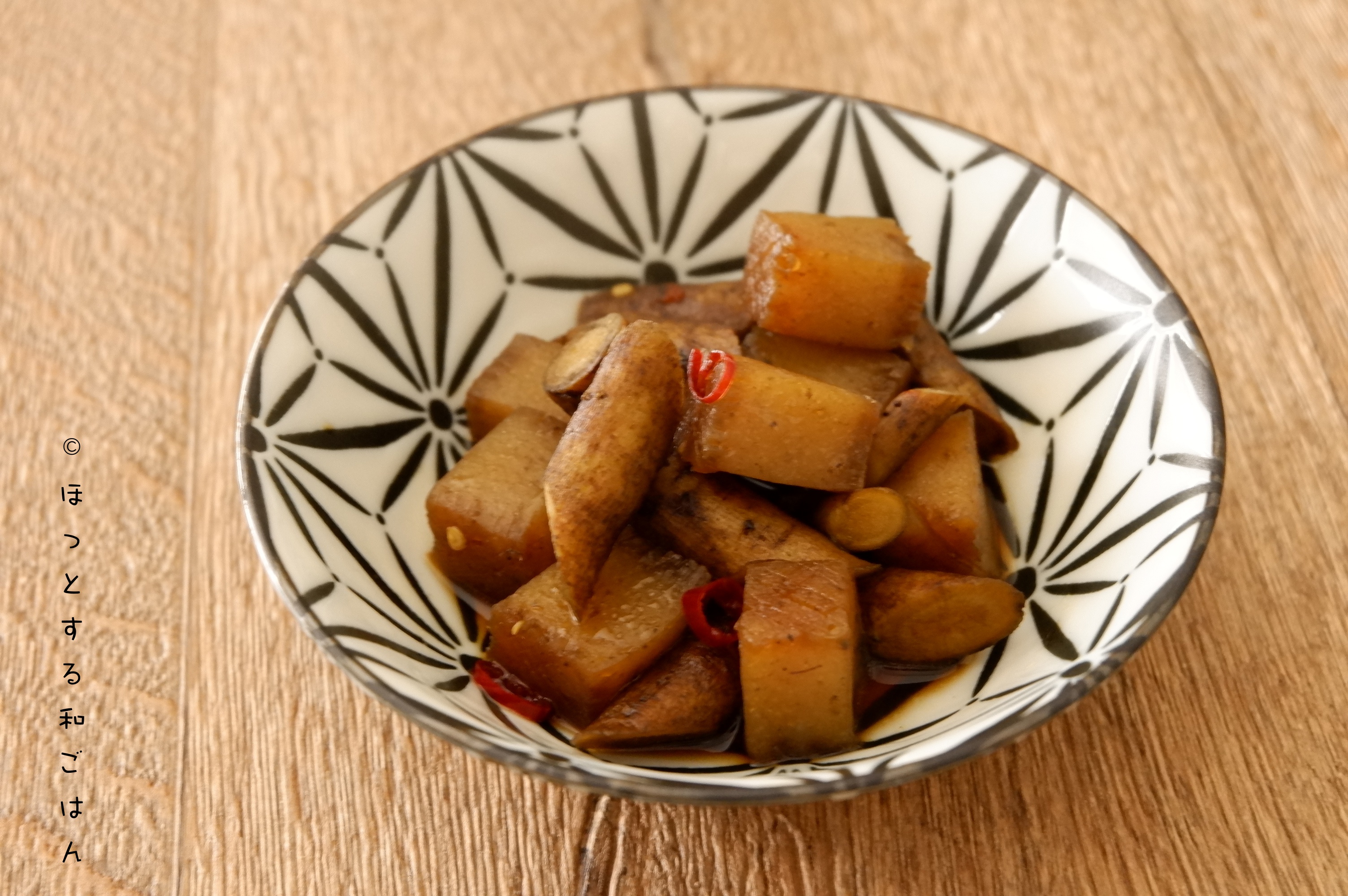 [ほっとする和ごはんレシピ]　実は栄養的にも良い組み合わせ「ごぼうとこんにゃくのピリ辛煮」